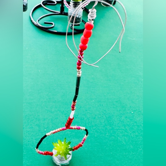 🚗🌱HANDMADE Beaded Car Charm with Faux Plant🌱🚗 - Picture 4 of 4